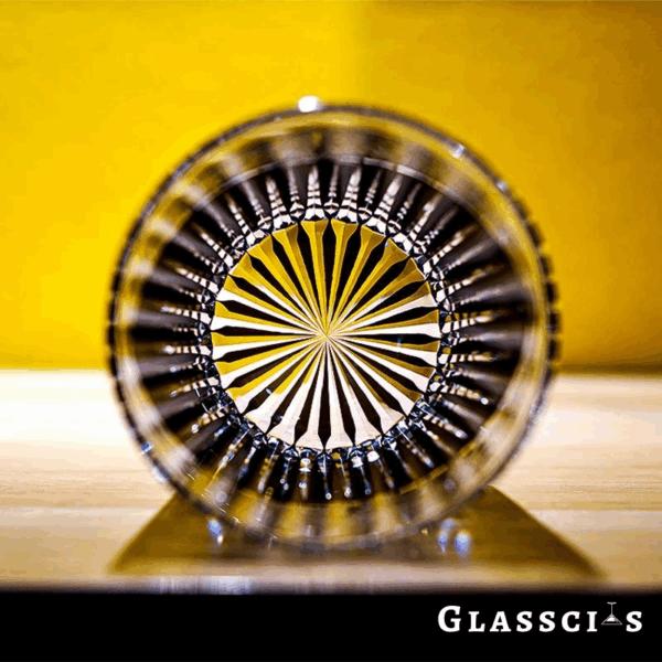 mikiba Whale Tail Edo Kiriko Whiskey Glass – Elegant Ocean-Inspired Crystal Tumbler - Image 4
