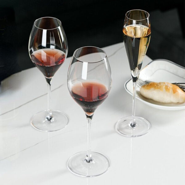 mikiba Ultra Thin Elegant Wine Glasses – Set of 4, Crystal Clear - Image 4